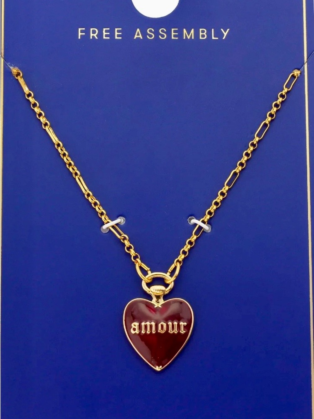 Gold-Tone Necklace with Burgundy Heart Pendant - Amour Detail